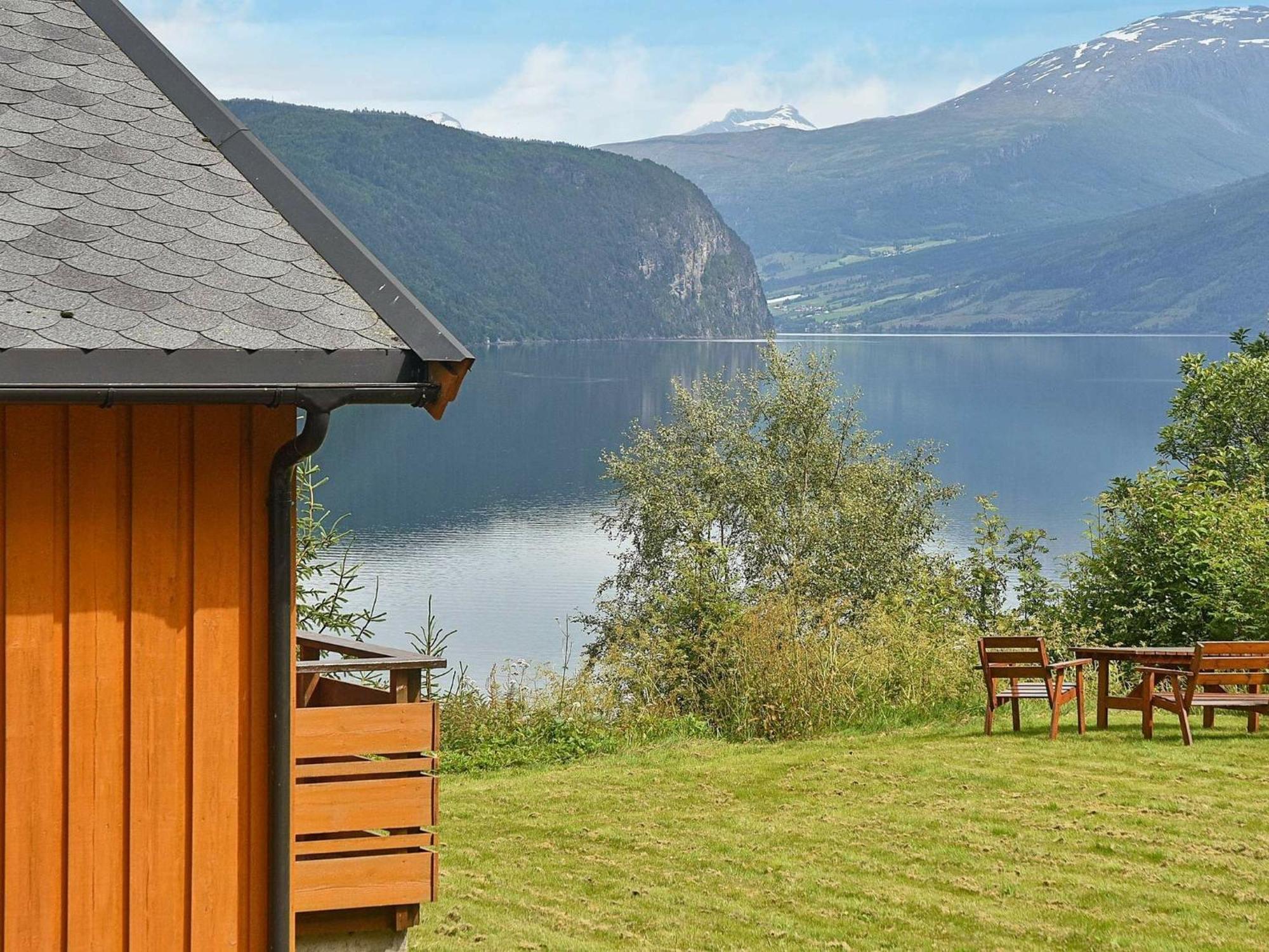Three-Bedroom Holiday Home In Utvik 1 Reed Rum bild